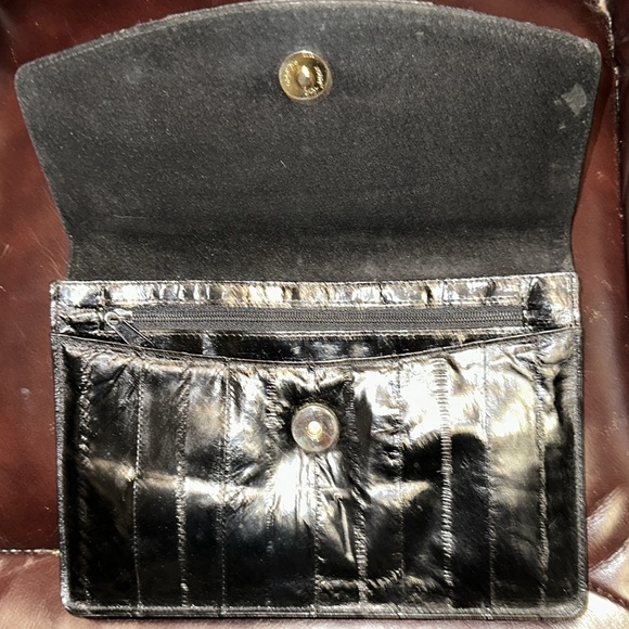 Vintage Little Black Eel Skin Bag - Picture 12 of 16